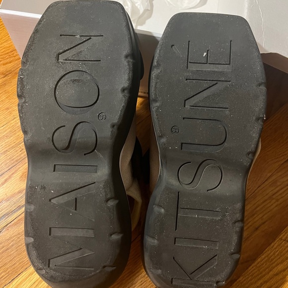 Maison Kitsune Multi Strap Sandals Womens 8.5 - Picture 8 of 15